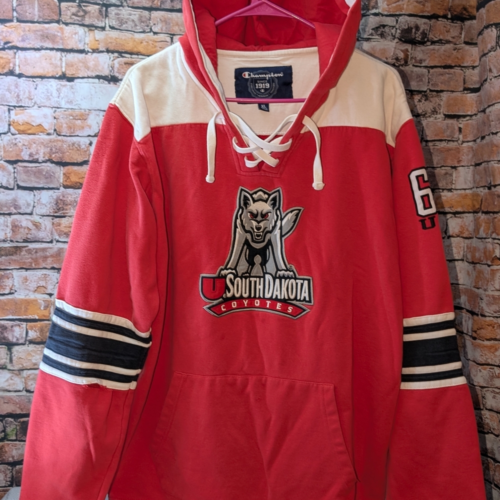 Champion Brand University Of South Dakota Coyotes Vintage Men's Sweatshirt